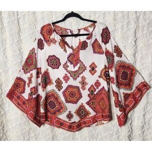 Chicos Womens Bell Sleeve Top Size‎ Medium White Red Paisley Bollywood Flowy Fem